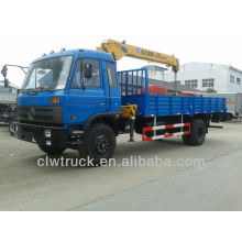 6 tons Dongfeng 4x2 small truck crane with big190HP engine